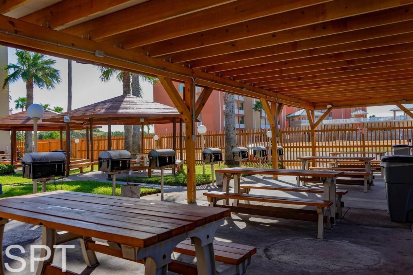 Beach Access Condo With Pool, Hot Tub Area & Bbq - Gulfview I - Unit 213 South Padre Island Extérieur photo