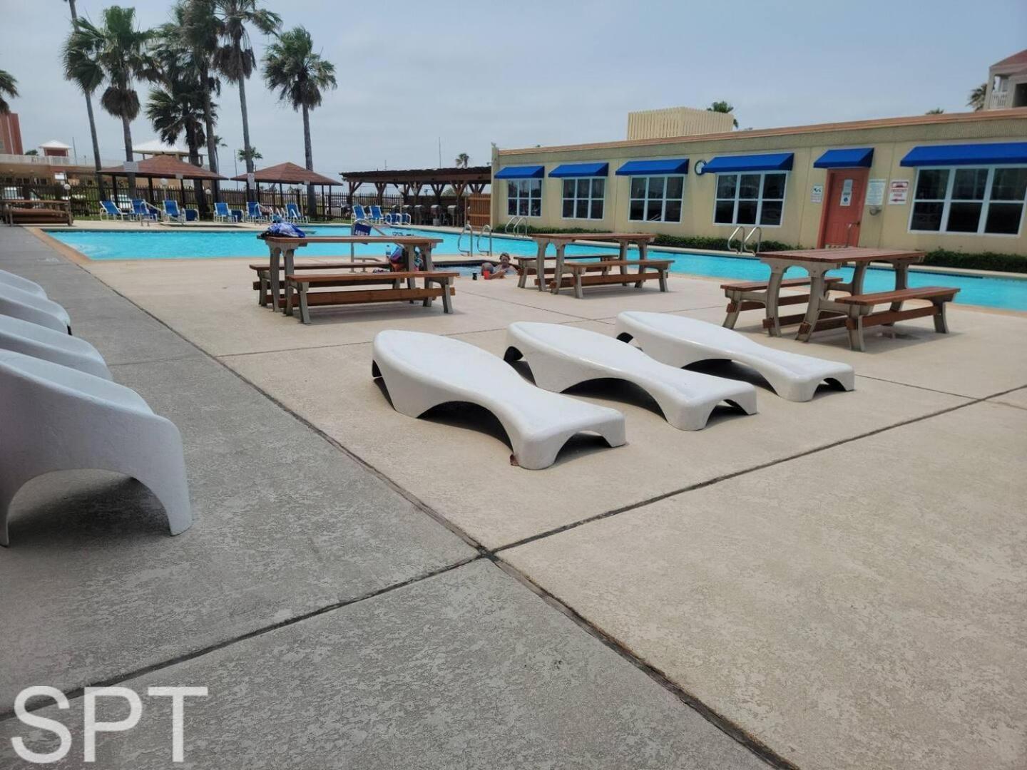 Beach Access Condo With Pool, Hot Tub Area & Bbq - Gulfview I - Unit 213 South Padre Island Extérieur photo